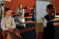 Dzieci i jury w czasie konkursowych zmagań