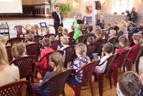 Prelekcja na temat bezpiecznych przejazdów kolejowych