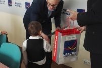 Laureaci konkursu odbierają nagrody