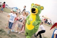 Lotnisko, Festyn Organizacji Pozarządowych i leszczyńskich instytucji oraz firm zaangażowanych społecznie