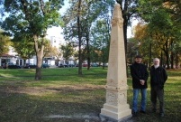 Michał Niedźwiedź, artysta rzeźbiarz i Maciej Urban, Miejski Konserwator Zabytków