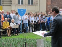 Uroczystości pod Pomnikami Pamięci Ofiar Katynia i Matek Katyńskich