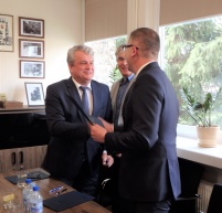 Podpisanie deklaracji wsparcia projektu budowy nowoczesnej hali sportowej w Lesznie