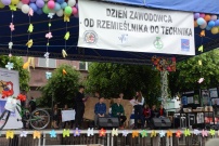 Dzień Zawodowcowa zorganizowano na płycie Rynku