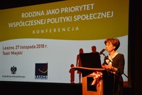Konferencja p.t. Rodzina jako priorytet współczesnej polityki społecznej odbyła się w Teatrze Miejskim w Lesznie