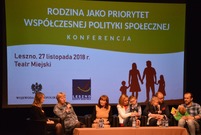 Konferencja p.t. Rodzina jako priorytet współczesnej polityki społecznej odbyła się w Teatrze Miejskim w Lesznie