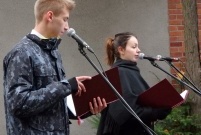 Uroczystości patriotyczne pod tablicą rozstrzelanych