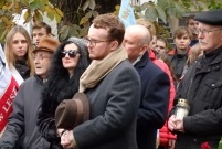 Uroczystości patriotyczne pod tablicą rozstrzelanych