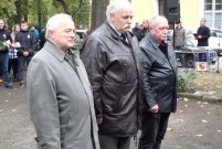 Uroczystości patriotyczne pod tablicą rozstrzelanych