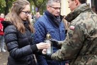 Uroczystości patriotyczne pod tablicą rozstrzelanych