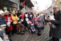 Serca-poduszki uszyli i podarowali sympatycy Stowarzyszenia Wygraj Siebie