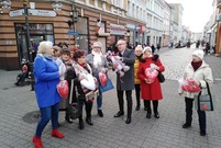 Serca-poduszki uszyli i podarowali sympatycy Stowarzyszenia Wygraj Siebie