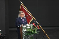 Uroczysta sesja Rady Miejskiej Leszna w auli PWSZ