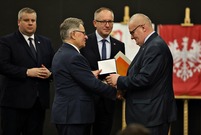 Uroczysta sesja Rady Miejskiej Leszna w auli PWSZ