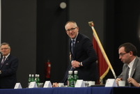 Uroczysta sesja Rady Miejskiej Leszna w auli PWSZ