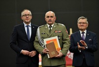 Uroczysta sesja Rady Miejskiej Leszna w auli PWSZ