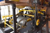 Mechanizm ratuszowego zegara