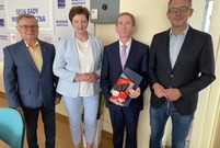 pożegnanie emerytów gratulacje dla jubilatów