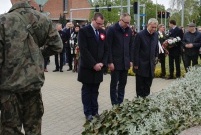 Manifestacja pod Pomnikiem Konstytucji 3 Maja i Odzyskania Niepodległości