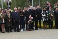 Manifestacja pod Pomnikiem Konstytucji 3 Maja i Odzyskania Niepodległości