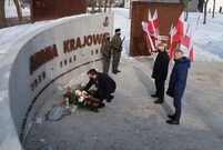 Uroczystości pod pomnikiem AK