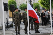 Święto Flagi Rzeczypospolitej Polskiej na leszczyńskim Rynku