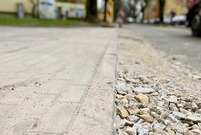 Remontowana alejka Sułkowskiego