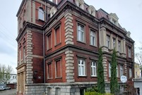 budynek kamienicy przy ul. Kasprowicza