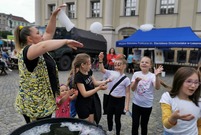 uroczysta przysięga wojskowa na rynku w Lesznie