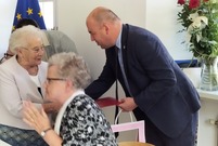 Uroczystość 95. urodzin mjr Joanny Kiący-Fryczkowskiej miały miejsce w leszczyńskim Ratuszu