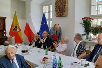 Uroczystość 95. urodzin mjr Joanny Kiący-Fryczkowskiej miały miejsce w leszczyńskim Ratuszu