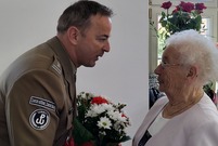 Uroczystość 95. urodzin mjr Joanny Kiący-Fryczkowskiej miały miejsce w leszczyńskim Ratuszu