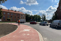  Zmiany, które zaszły na  ul. Racławickiej  znacząco poprawiły jej funkcjonalność i bezpieczeństwo