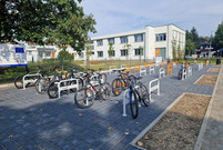 Nowy parking rowerowy przy ulicy Kurpińskiego już gotowy
