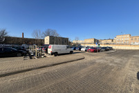 98 nowych bezpłatnych miejsc postojowych. Parking na Kustronia gotowy