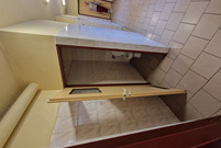 Szatnie sportowe i szkolne zmienią oblicze. Na zdjęciu szatnie I LO w Lesznie. 