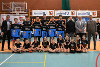 Mistrzostwa rozgrywane były w sali sportowej przy SP9