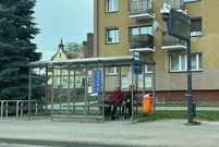 Pierwsze tablice na przystankach w Lesznie pojawiy się pięć lat temu. Jedna z nich działa przy Dąbrowskiego