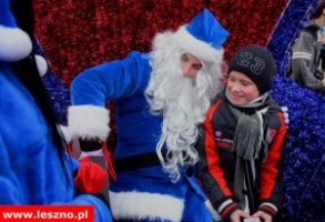 W sobotę zapraszamy na rynek Rozbłyśnie 12-metrowa choinka