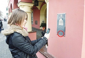 Zabytki w telefonie, ratusz w innym kolorze