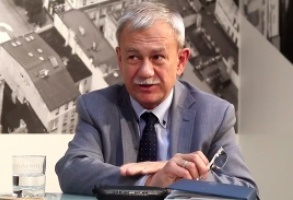 Kamień spadł, kamyczek pozostał (wideo)