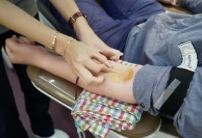 Zbiórka krwi - honorowe krwiodawstwo