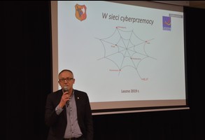 O cyberprzemocy w leszczyńskich szkołach (zdjęcia)
