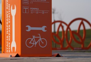 Samoobsługowe stacje naprawy rowerów