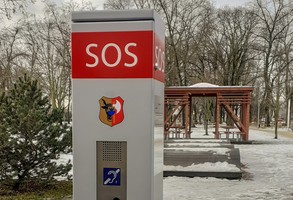 Kolumna S.O.S. w Parku Jonstona