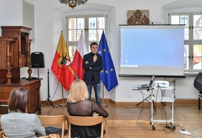 Seminarium historyczne w Ratuszu (zdjęcia)