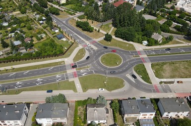 Nowe oznakowanie na rondzie Żwirki i Wigury w Lesznie