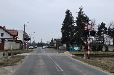 Znaki STOP usunięte z pięciu przejazdów kolejowych w Lesznie