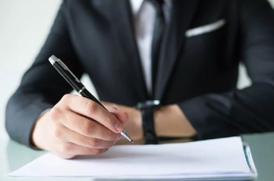 Zmiana imienia i nazwiska w Polsce – procedury, warunki i aspekty prawne