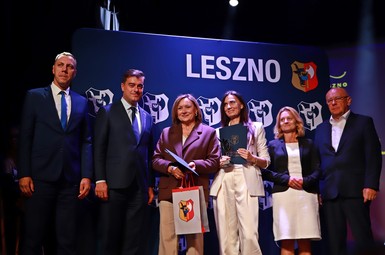 Laury Oświaty wręczone